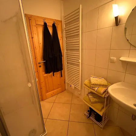 Apartment Schmidt's Plaats *